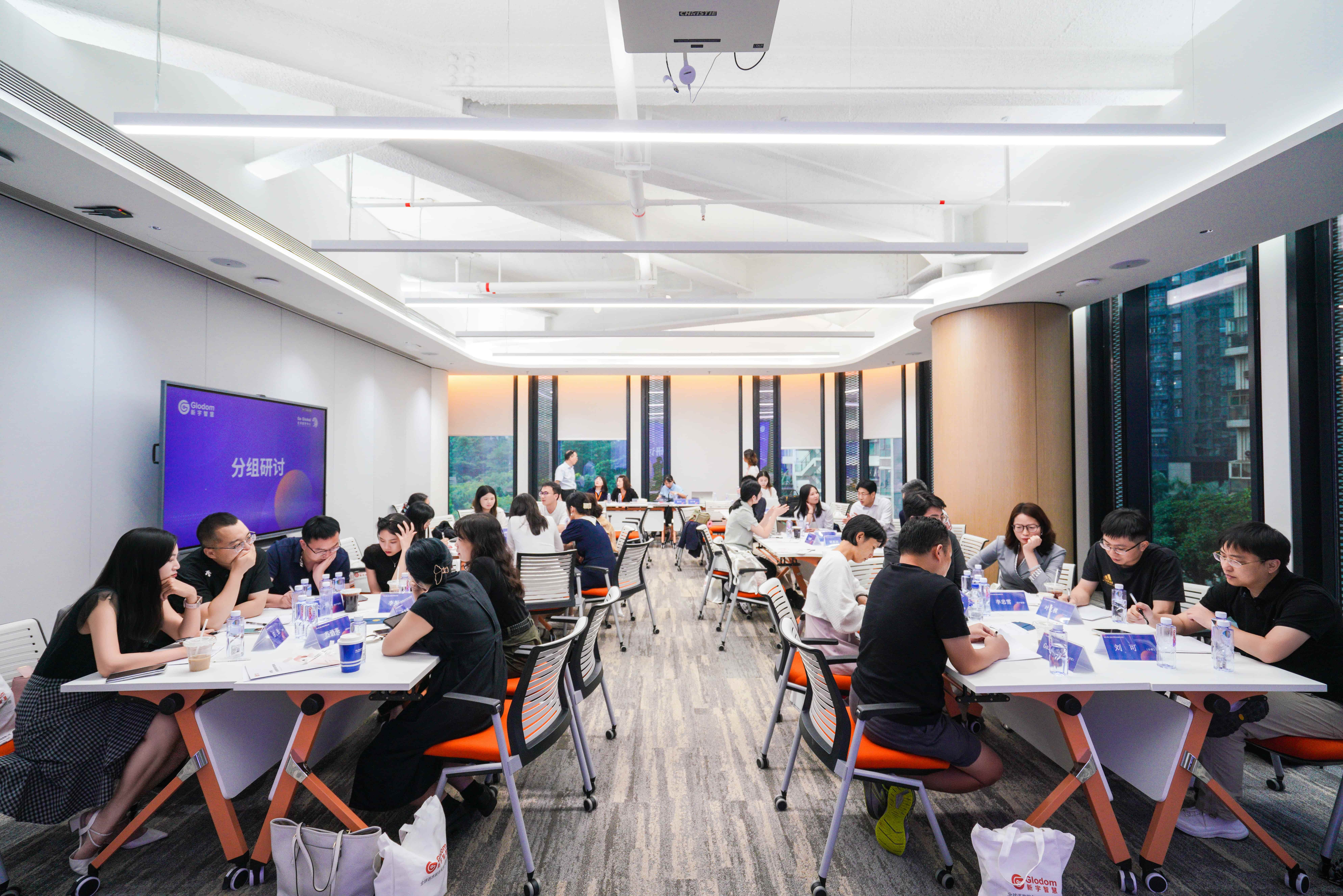 香港六和全年资料大全